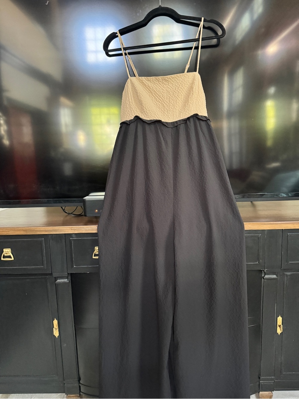 vestique Two-Tone Beige and Black Wide-Leg Jumpsuit
